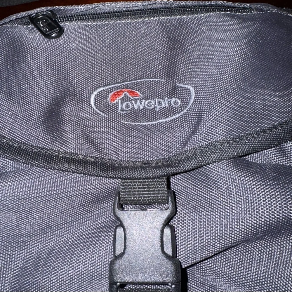 Vintage Camera Bag Lowepro Nova Mini Camera Bag DSLR Video Camera Padded Bag